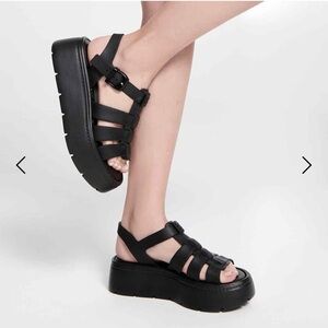 Forever 21 Black Platform Gladiator Sandals